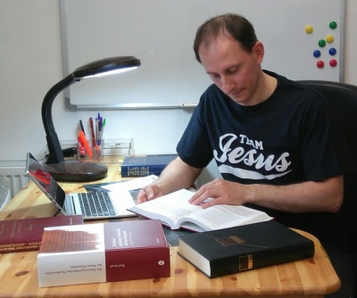 oETC_JxGc84.jpg